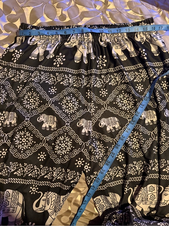 Amazon Pants - Amazon 2X Black and White Elephant Print Yoga Harem Jogger Pants elastic waist